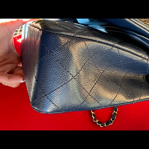 Chanel Cavier 17b medium flap - Picture 8 of 13